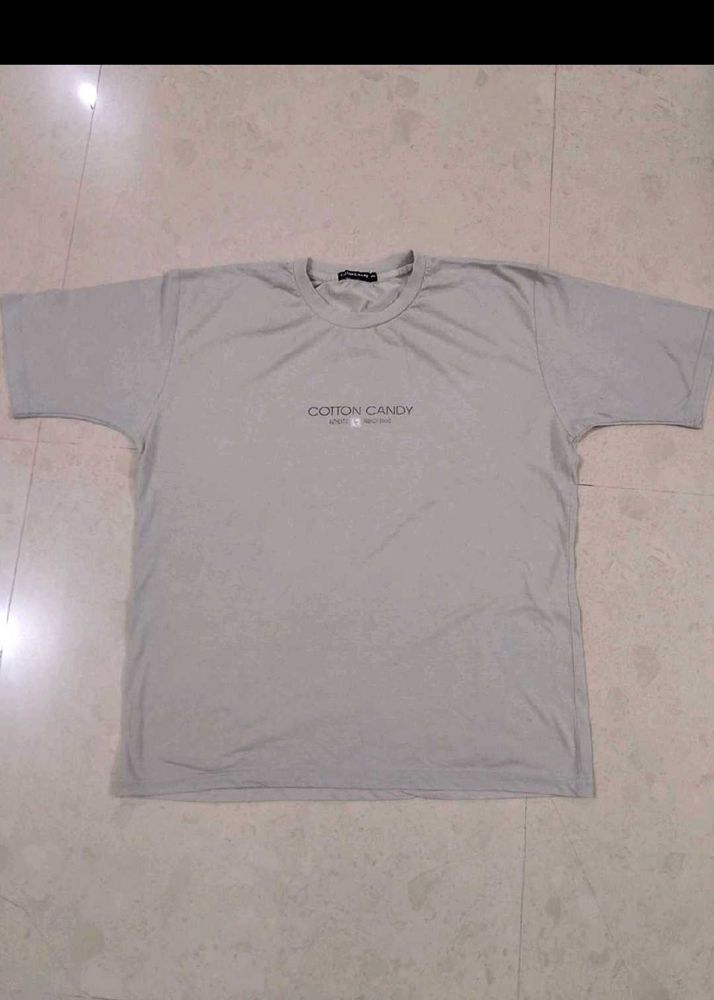 Grey t-shirt