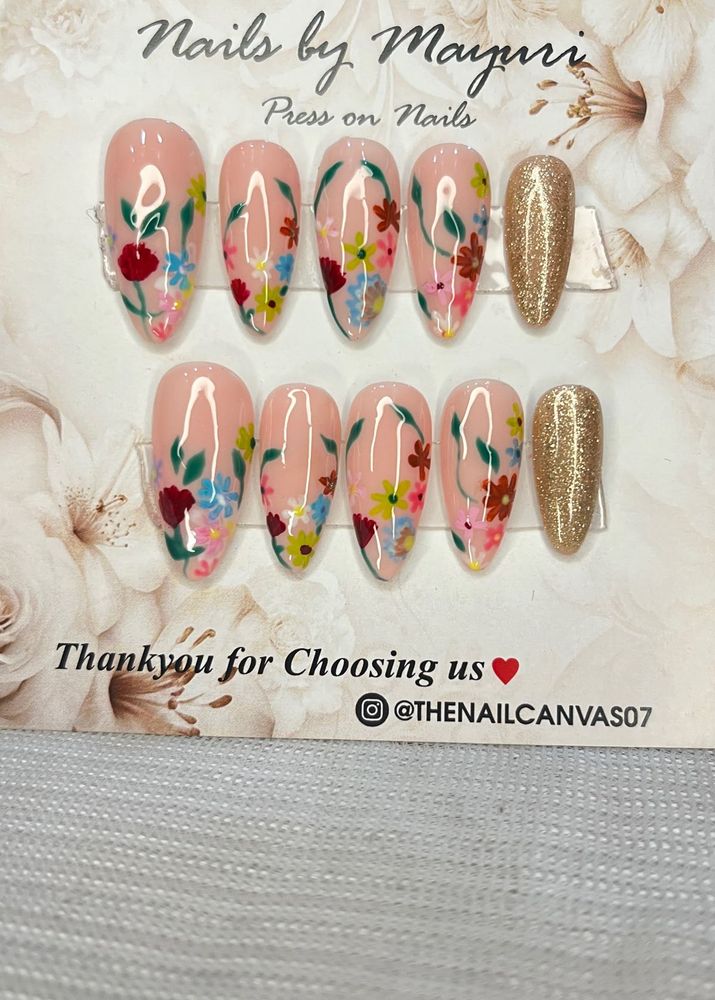 Handmade Floral Press-On Nails