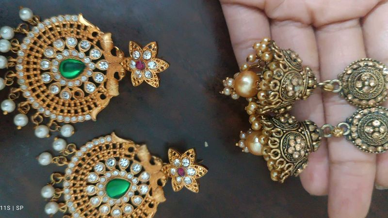 Grab it fast 🚴 2 Earing set Most beautiful desig