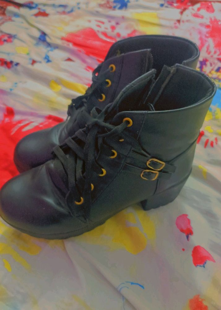 Black Boots Women