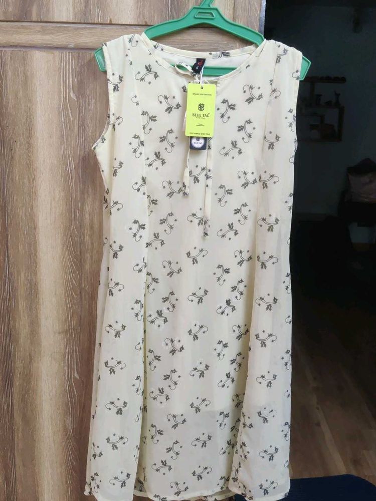 Girl's frock