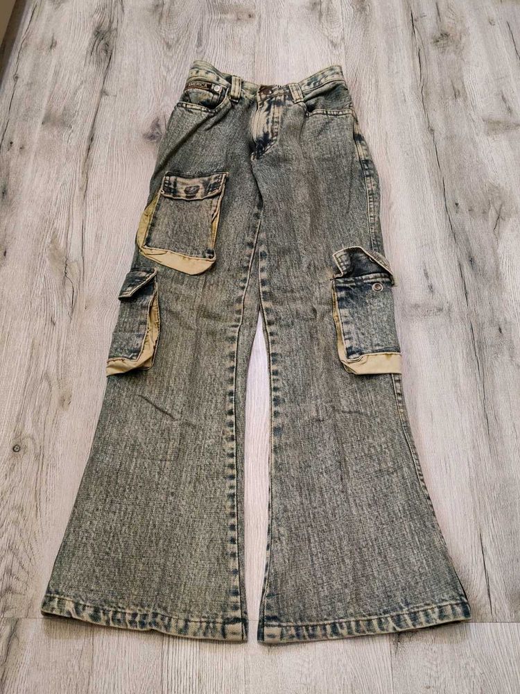 Ma3315 Sabrin bootcut jeans waist 20-22 inches