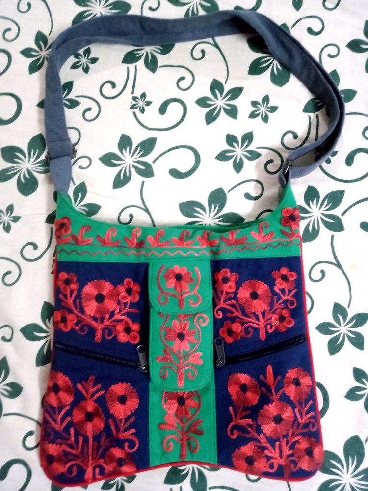 Price Dropped😱❗️Beautiful embroidery Bag🎀🍃😍