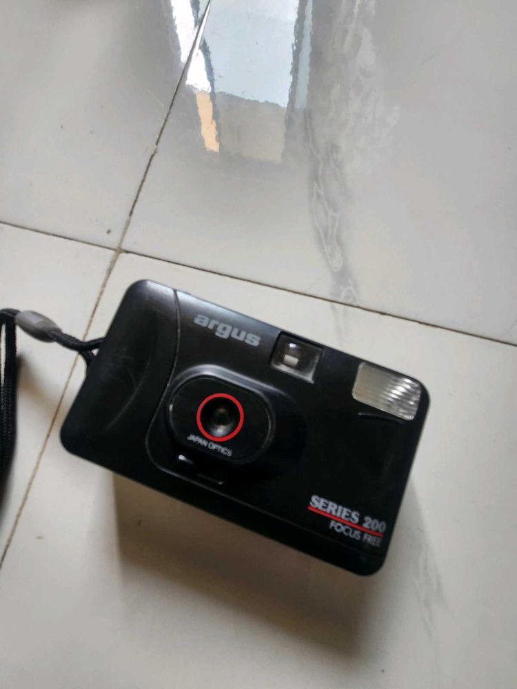 Argus Series 200 Focus Free Camera