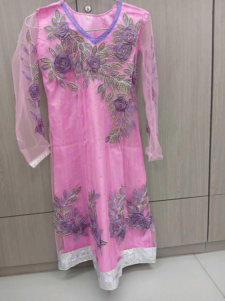 Beautiful Pink Embroidered Kurta