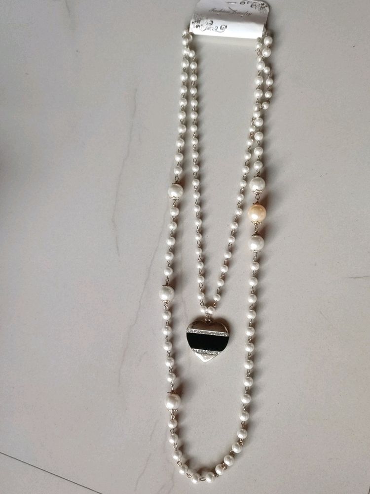 BEAUTIFUL LONG PEARL &amp; HEART CHAIN