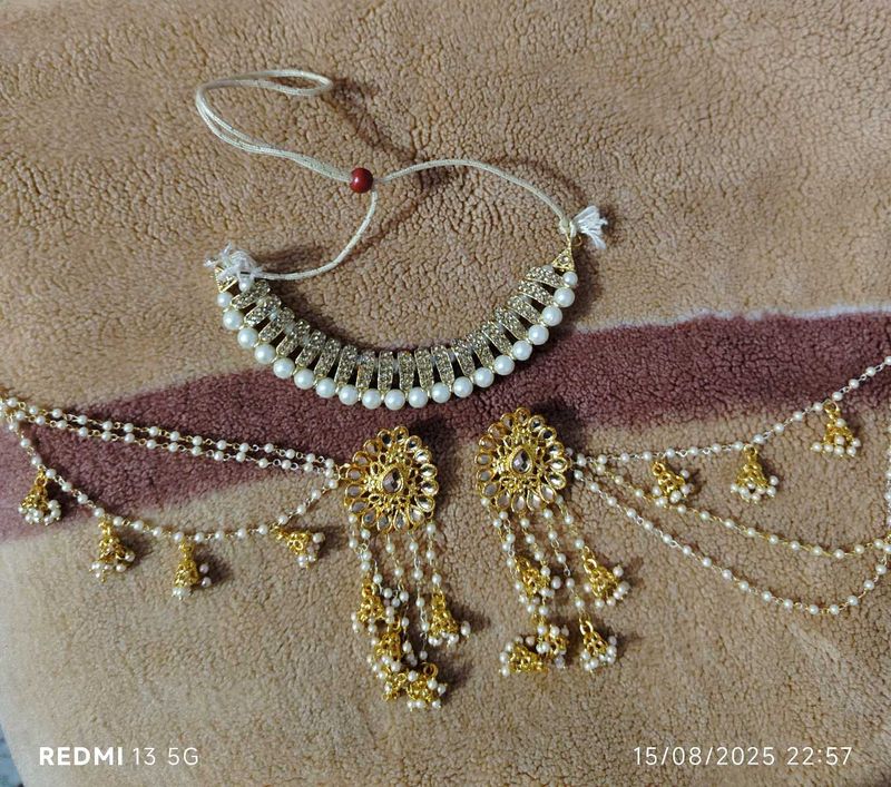 Pearl &amp; Gold Jewelry Set