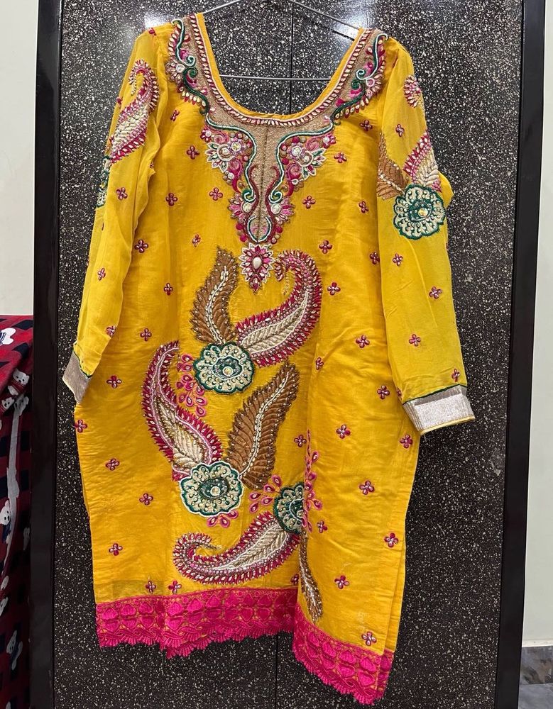 Beautiful Yellow Embroidered Kurta