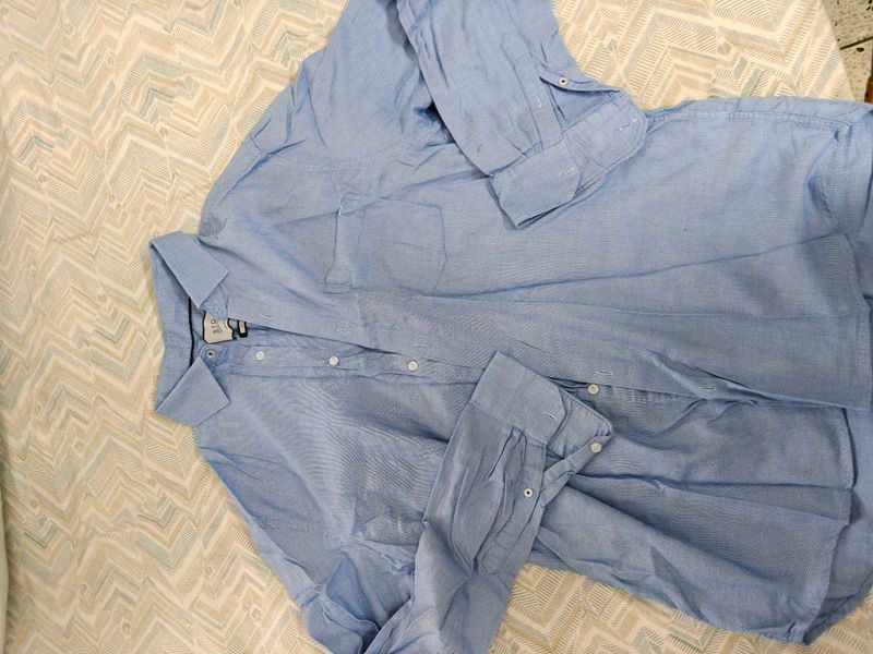 Bundle of 5 Men's Dress Shirts