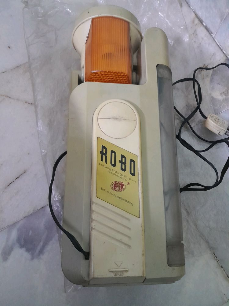 Robo  Rechargeable Emergency Lantern