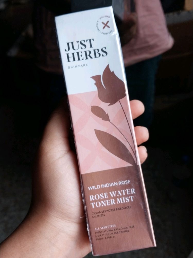 Rose water toner mist