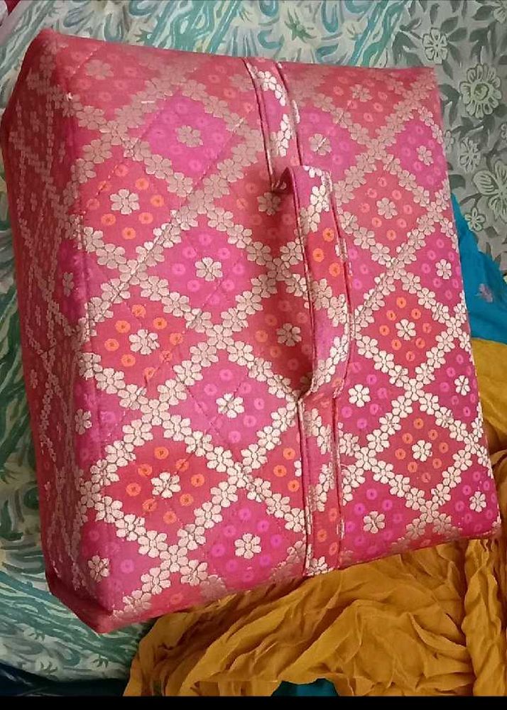 Vibrant Pink Brocade Travel Bag