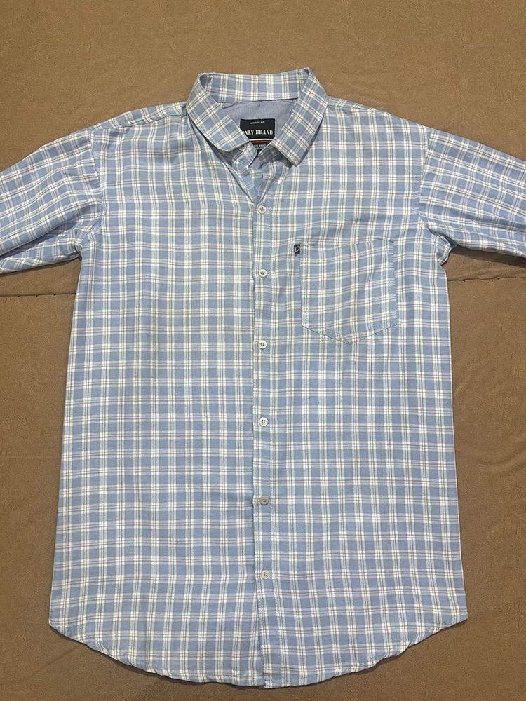 Men's Blue Plaid Button-Down Shirt