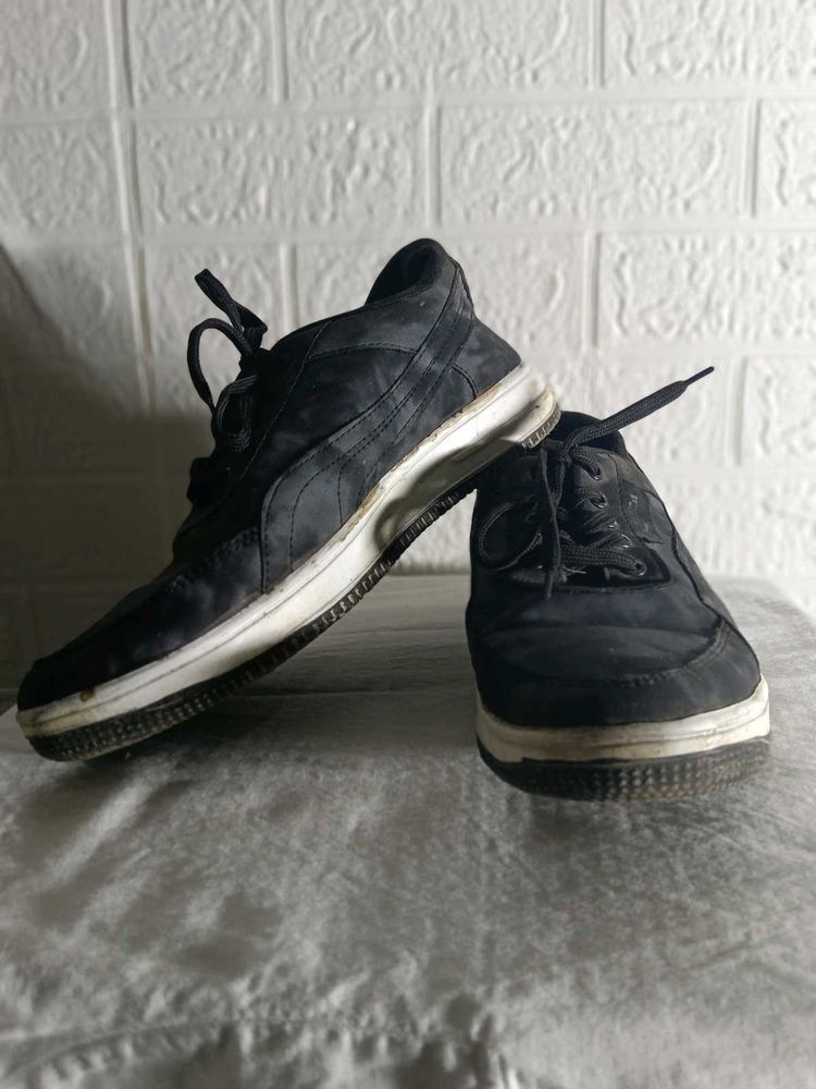 Puma Black Sneakers