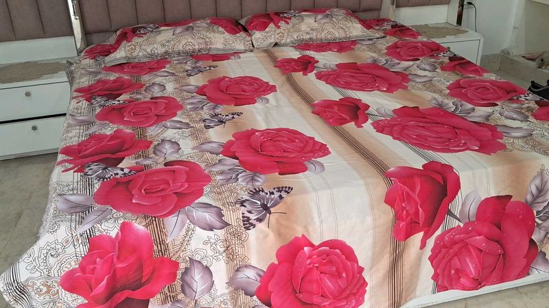 Digital Print New Bedsheet King Size With Pillo