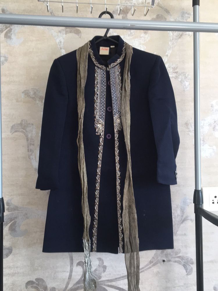 kids sherwani set age 4-6 years , almost new