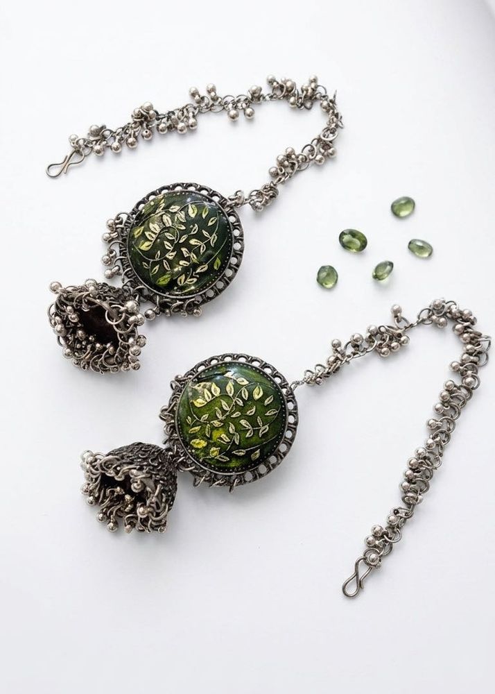 Unique Leaf Design Jhumka Jewellery Set
