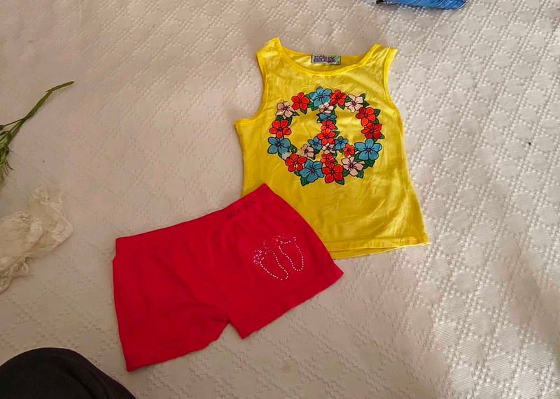 Combo Of Beautiful Top With Shorts