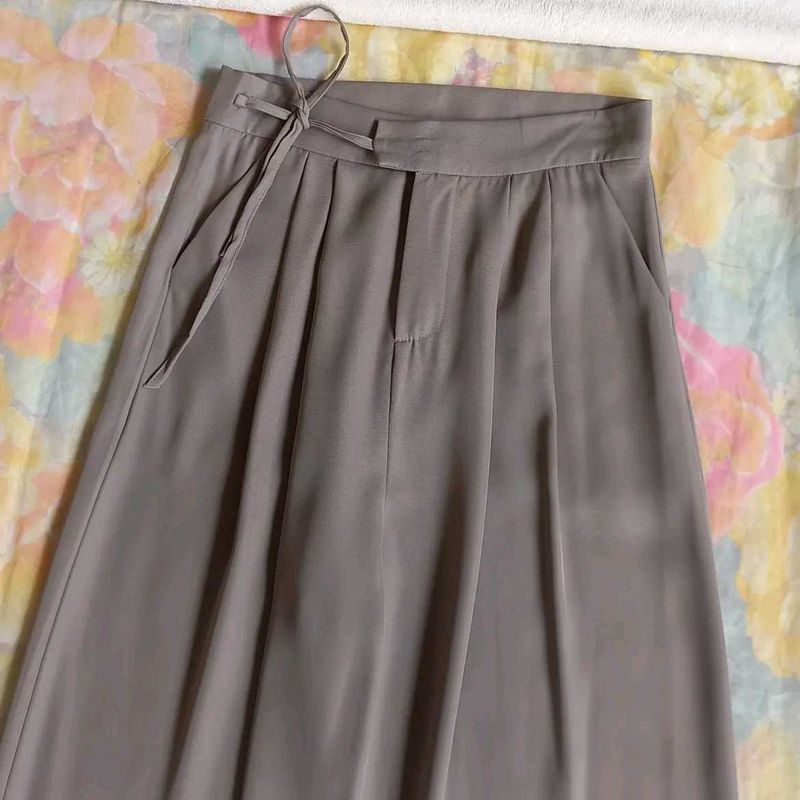 Stylish Grey Trousers