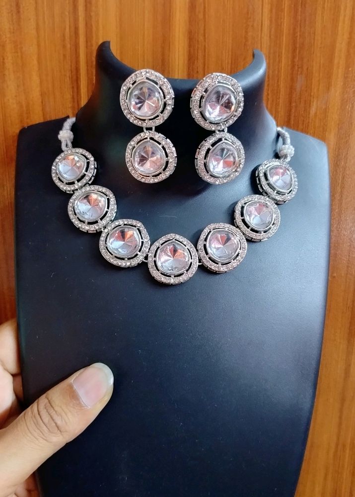 Stone Studded Jewellery Set