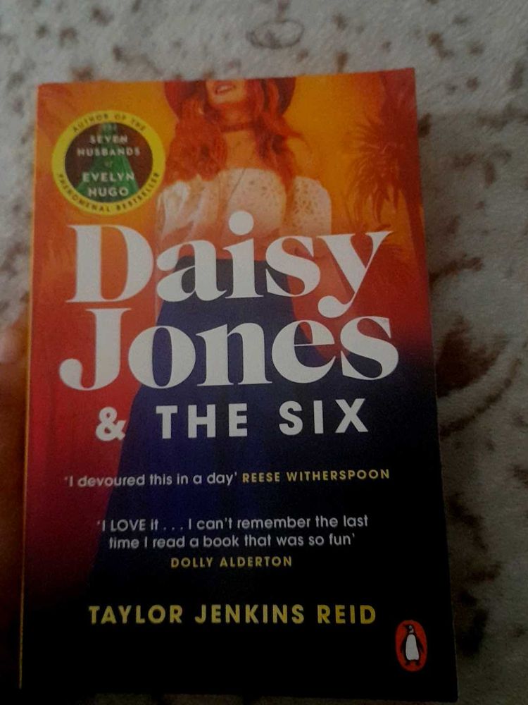 Daisy Jones &amp; The Six