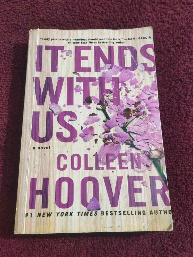 It Ends With Us by Colleen Hoover