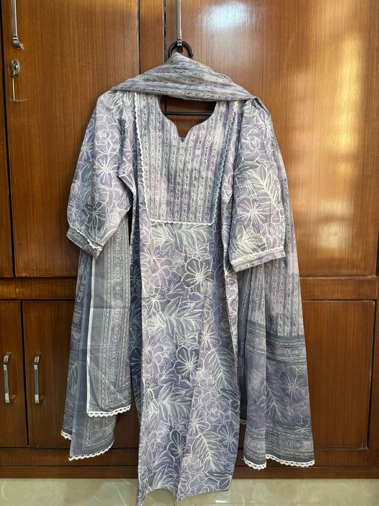 Elegant Floral Print Kurta Set with Dupatta