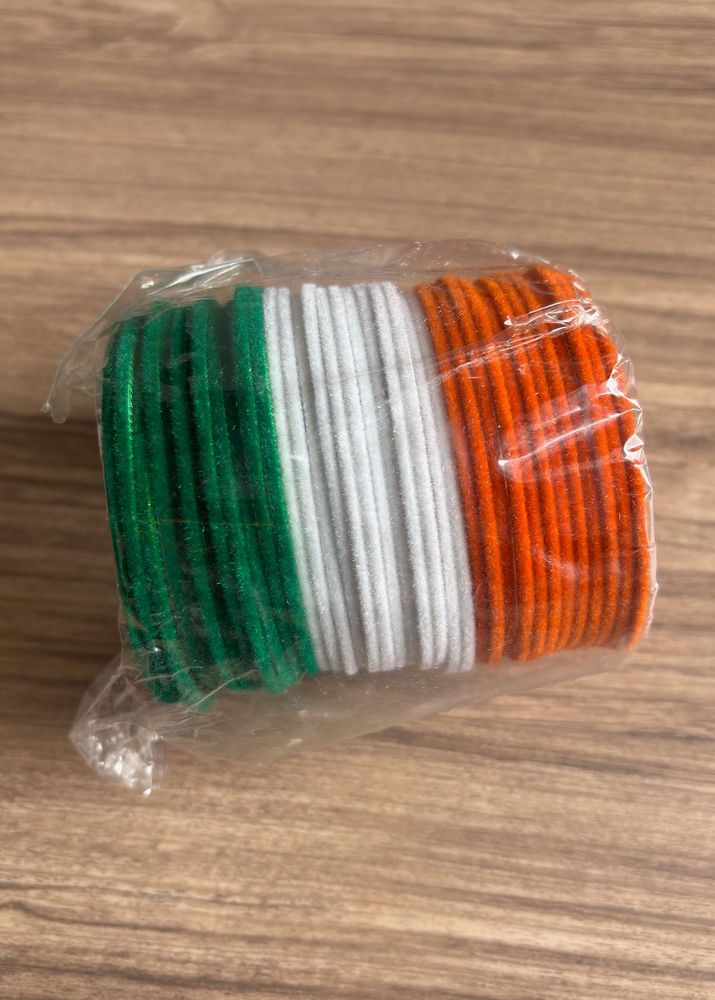 Tricolor Bangles Set