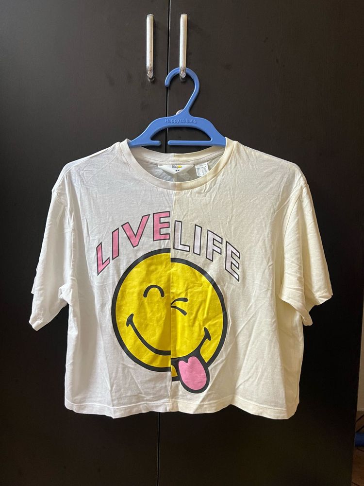 H&amp;M Smiley Face Graphic Tee