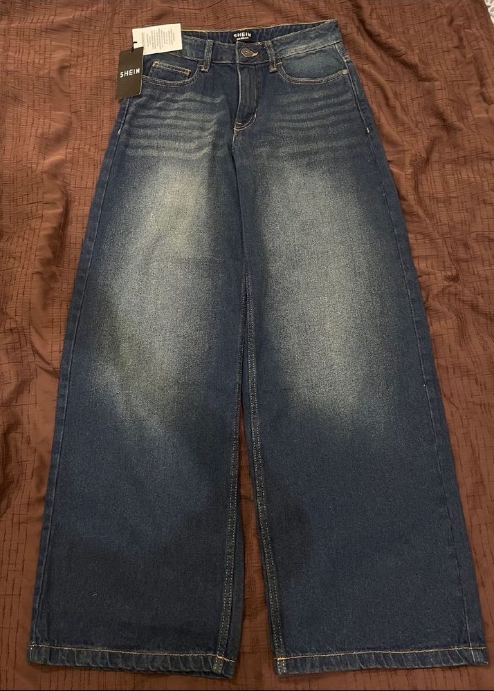 SHEIN Wide Leg Jeans