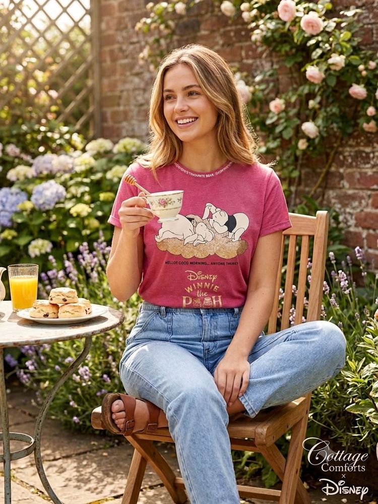 Cute Winnie the Pooh T-Shirt