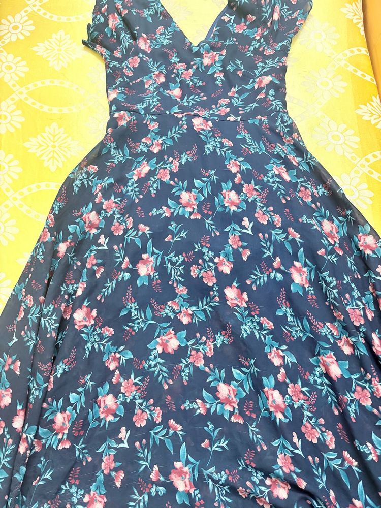 Chic Floral Print Dress