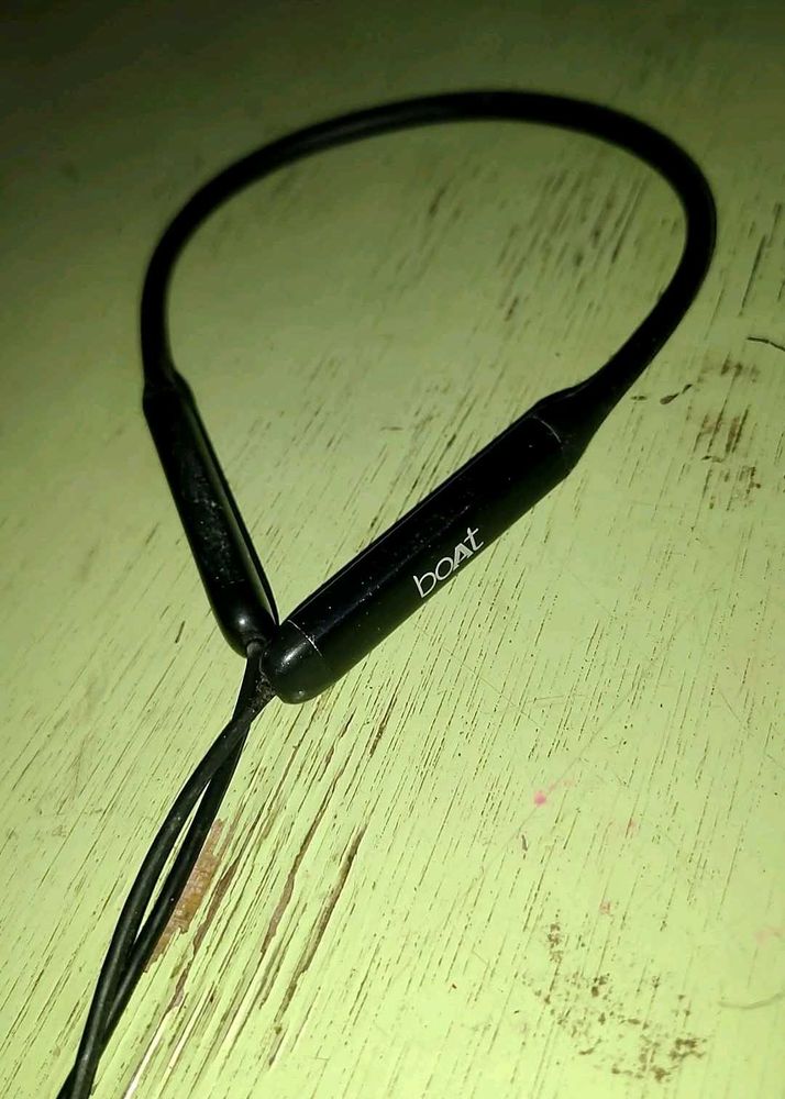 Boat Neckband Earphones