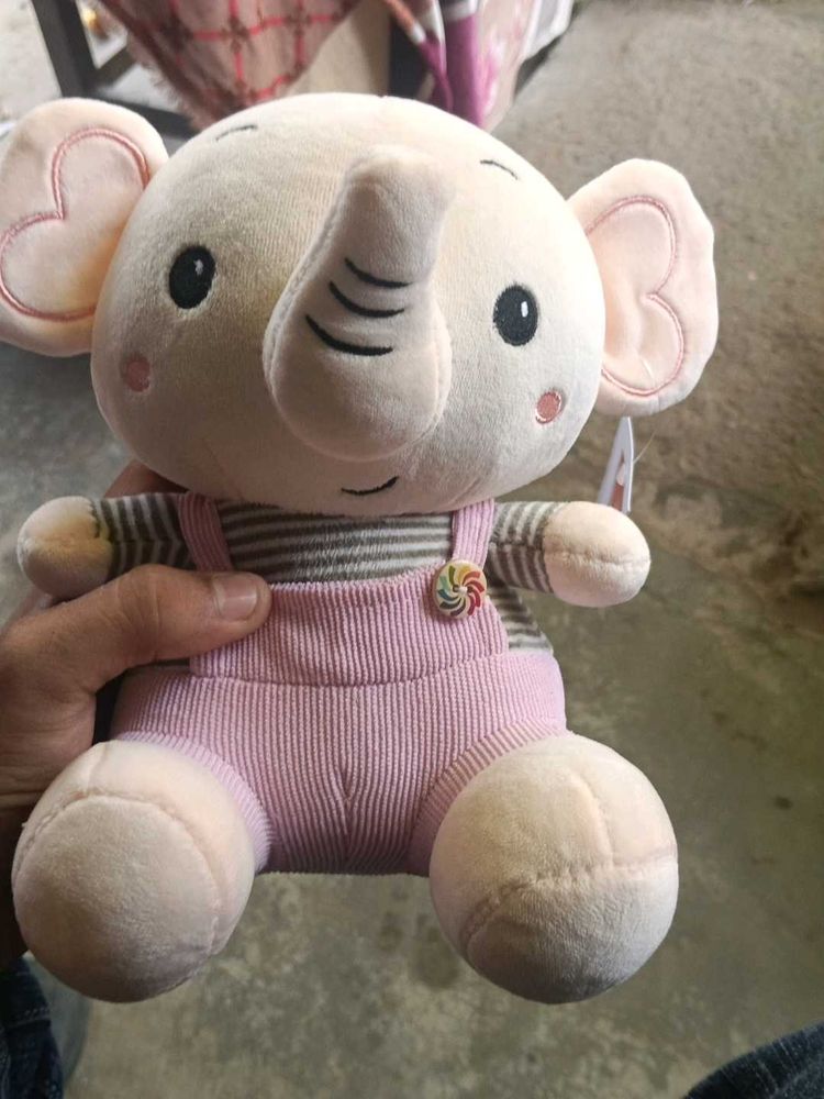 Cute Pink Elephant Plush Toy    .D