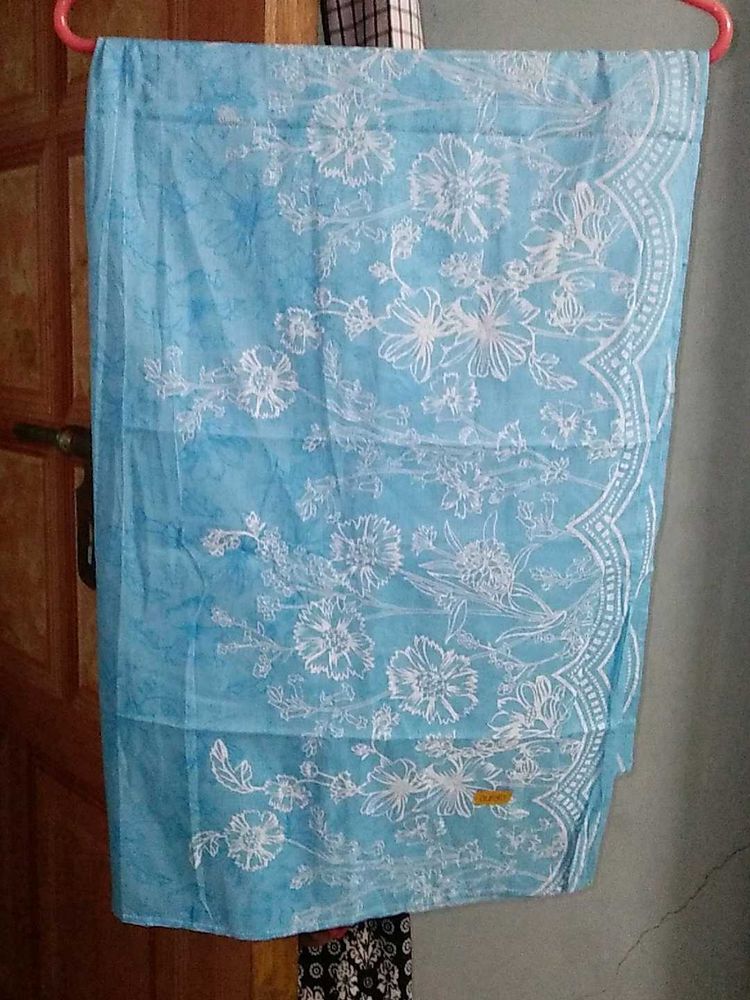 auralia brand dupatta.