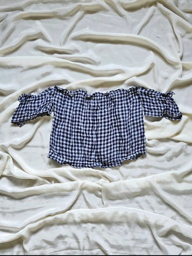 Top (American Eagle)