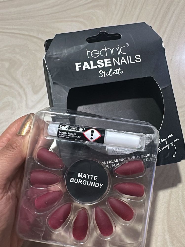 Technic Stiletto False Nails Matte Burgundy
