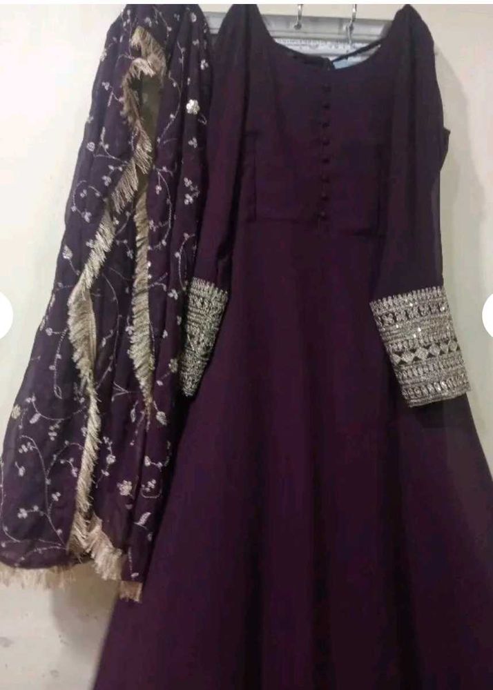 ETHENIC GOWN FOR WOMEN