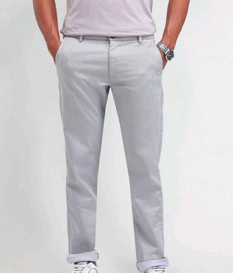 Arrow Sports Men's Light Grey Trousers