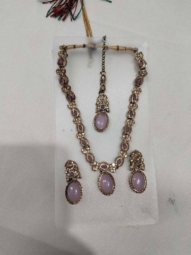 Elegant Necklace and Earring Set