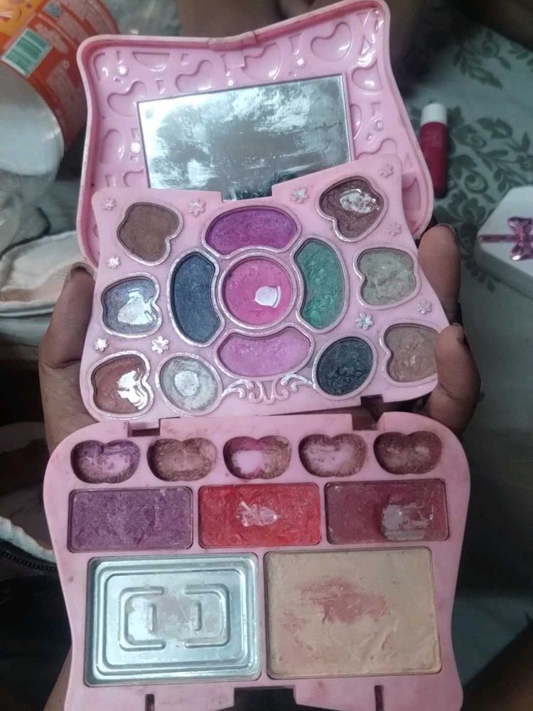 Kids Play Makeup Kit
