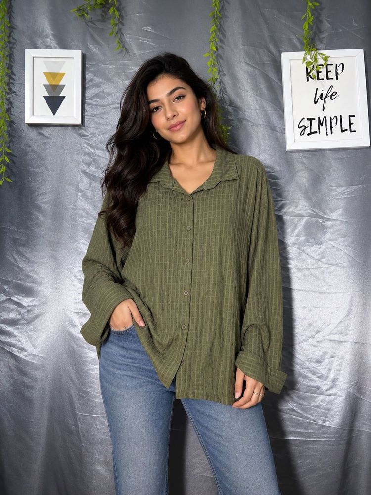 SHEIN Green Textured Button-Down Shirt