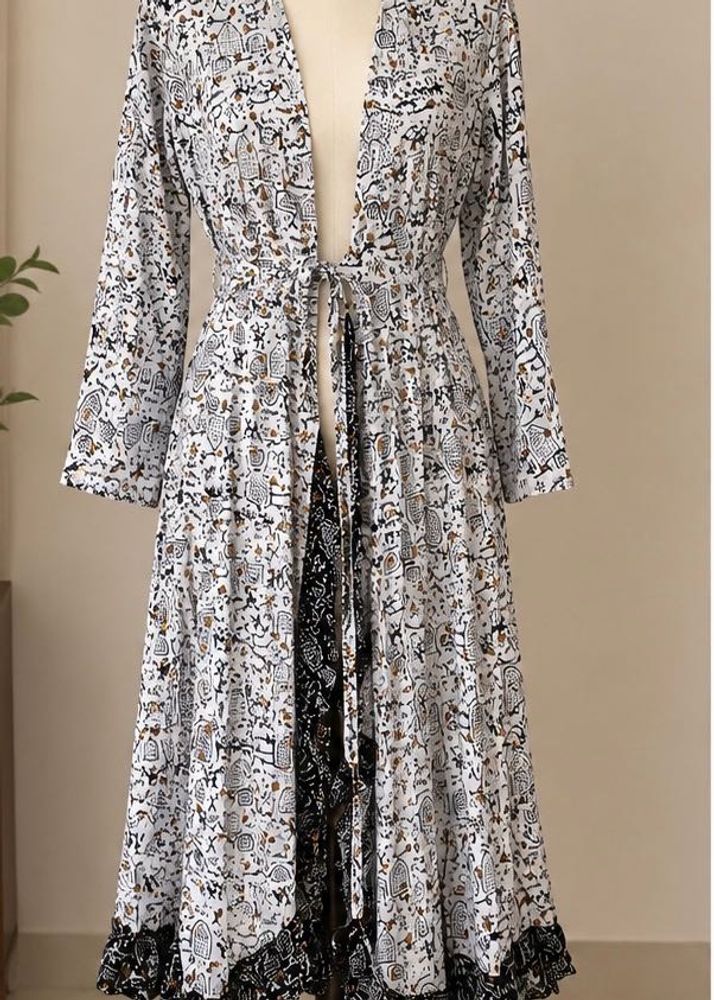 Black &amp; White Printed Long Shrug