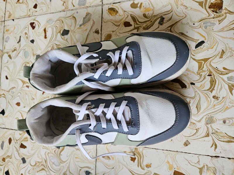 Stylish White &amp; Grey Sneakers