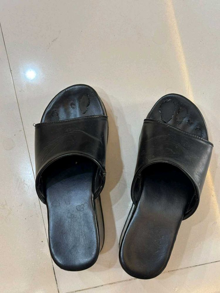 Black Platform Slide Sandals