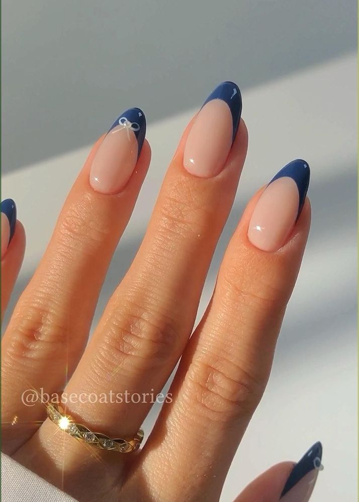 Elegant French Tip Press-On Nails