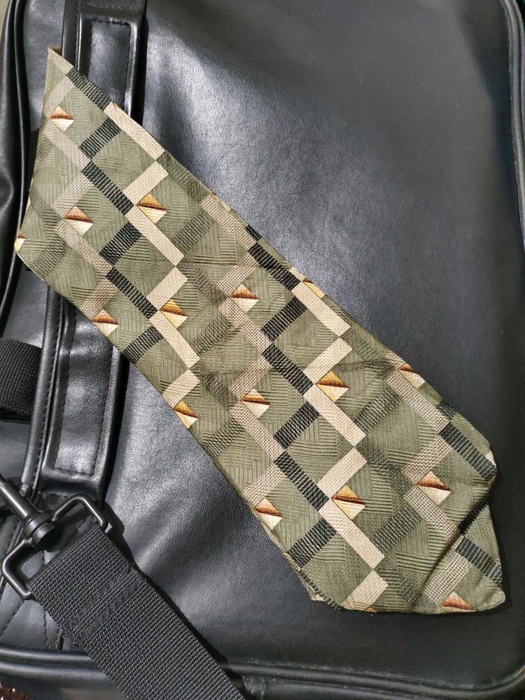 OG Pierre Cardin USA Imported Silk Tie