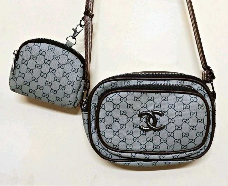 👜 Stylish Crossbody Bag Chanel