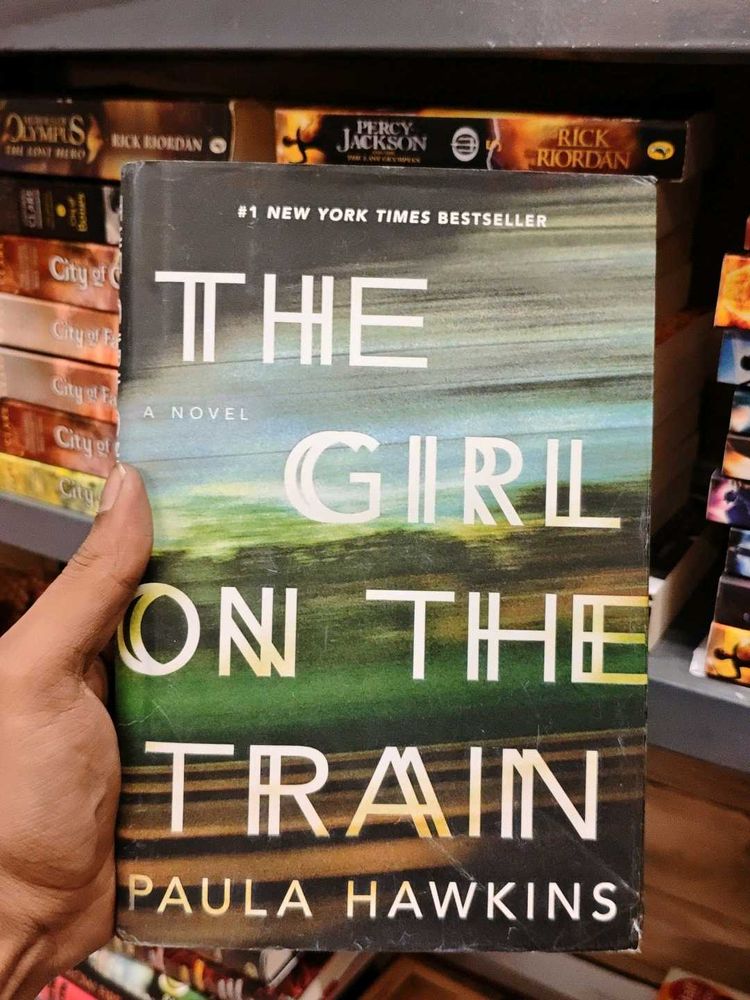 The Girl on  Train - Paula Hawkin