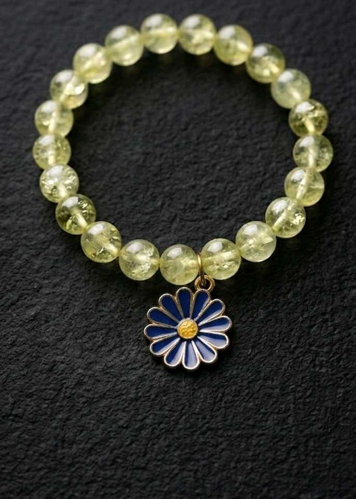 Yellow Beaded Bracelet with Daisy Charm